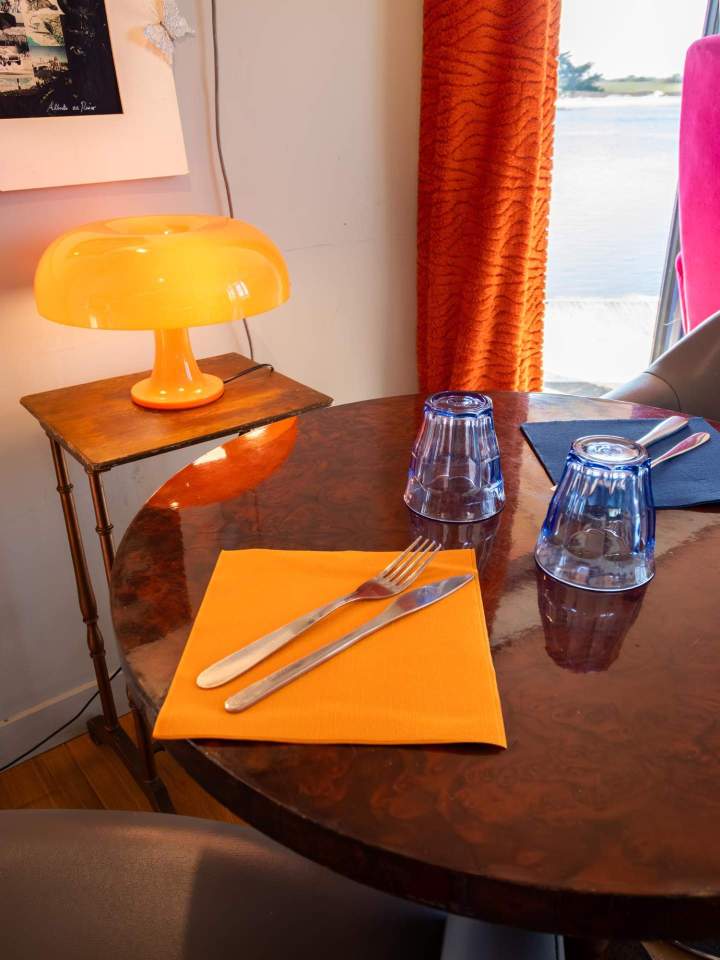 Table pour groupes Étel